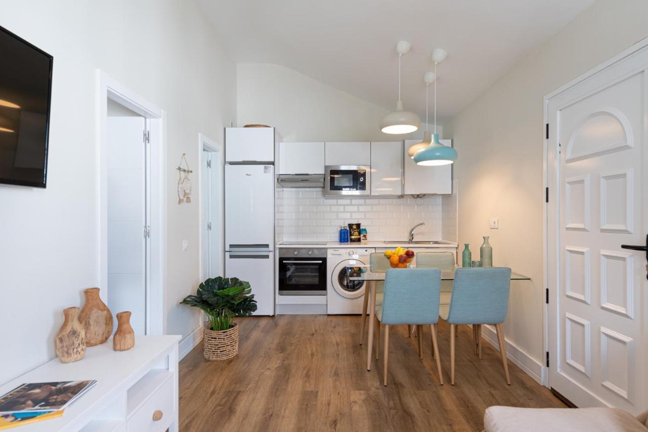 Homeforguest Modern And New Beachfront Apartment La Oliva Exteriör bild