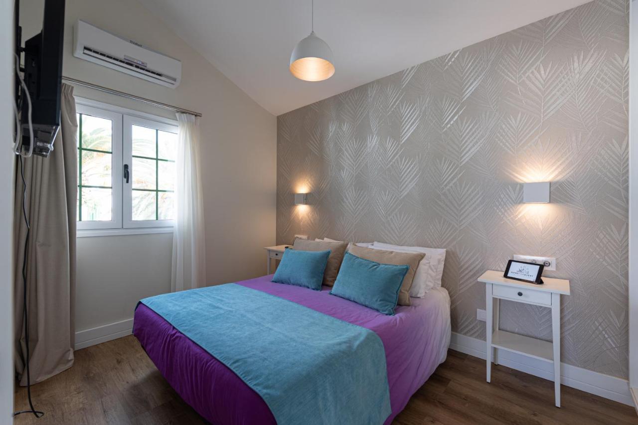 Homeforguest Modern And New Beachfront Apartment La Oliva Exteriör bild