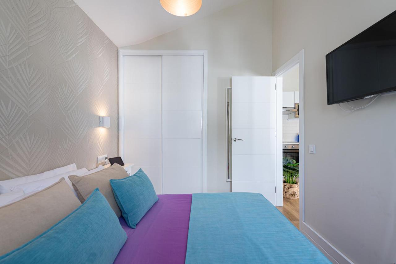 Homeforguest Modern And New Beachfront Apartment La Oliva Exteriör bild